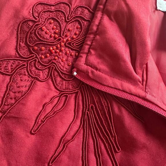 Coldwater Creek Red Silk Puffer Vest Full Zip Embroidered Winter Sporty Preppy - Picture 8 of 8